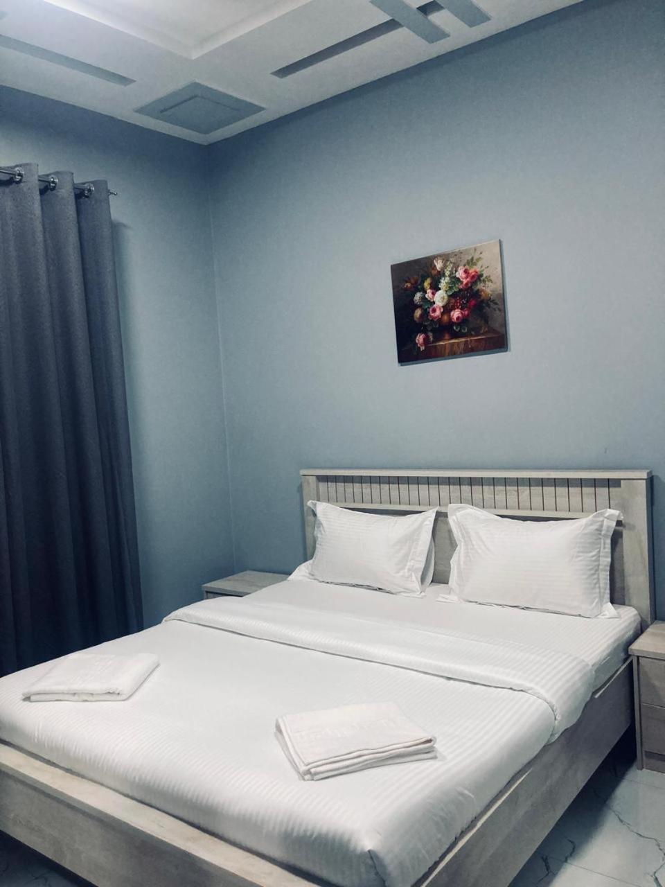 Paris Furnished Apartments - Tabasum Group Ajman Bagian luar foto